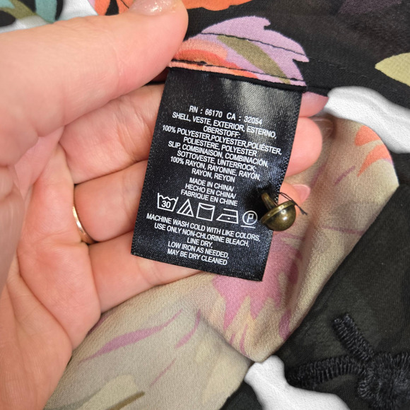 Maeve Anthropologie Black Floral V Neck Fit & Flare Semi Sheer Dress Size Small - Picture 5 of 9